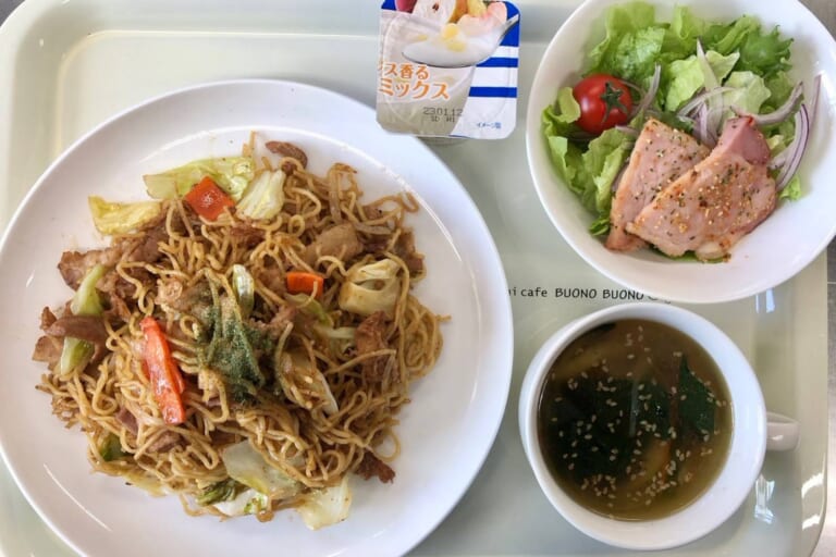 【親和の学生寮】今日の晩ごはん☆焼きそば