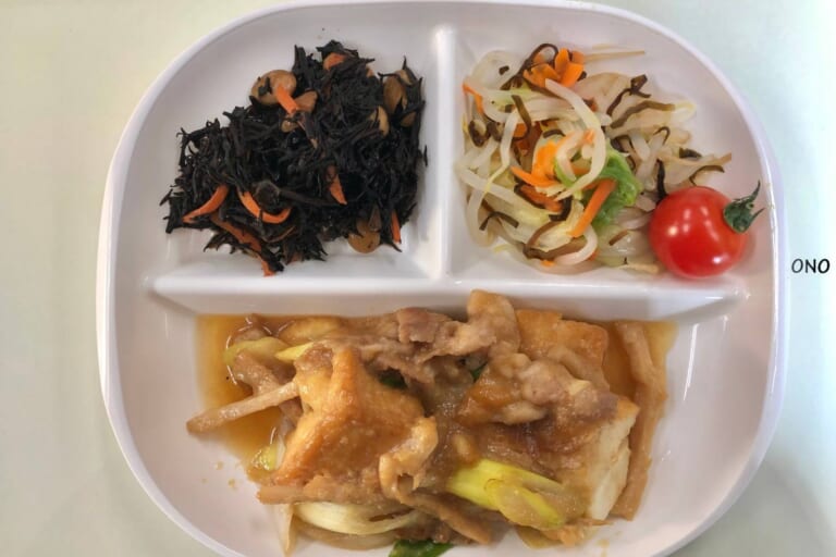 【親和の学生寮】今日の朝ごはん☆厚揚げのみそ炒め