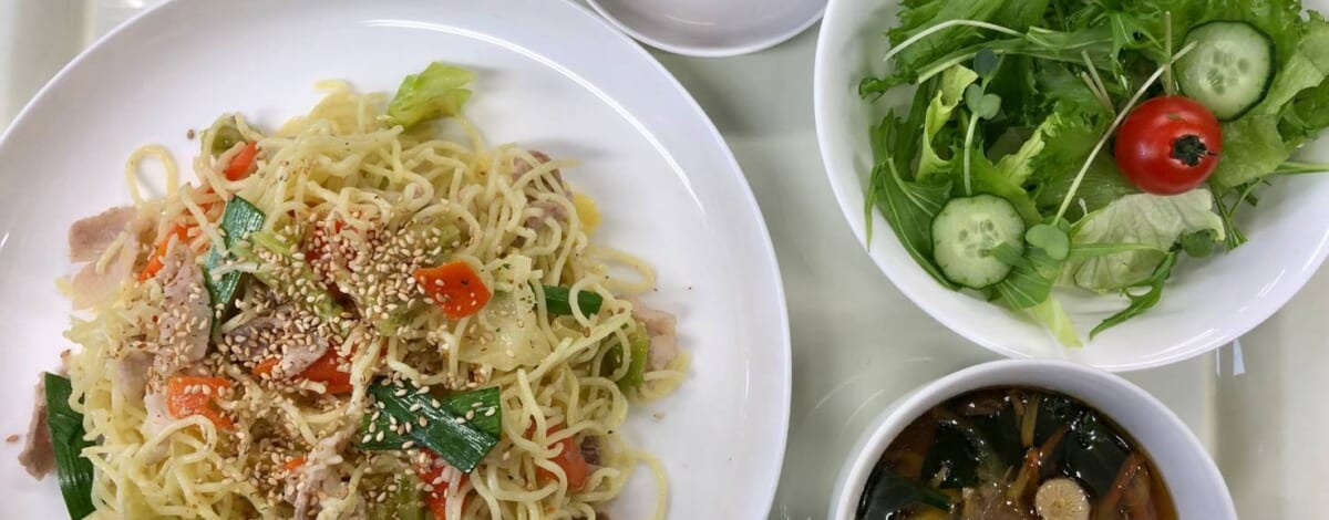 【親和の学生寮】今日の晩ごはん☆塩焼きそば