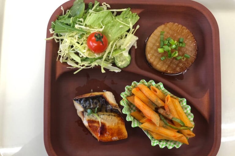 【親和の学生寮】今日の晩ごはん☆大根ステーキ