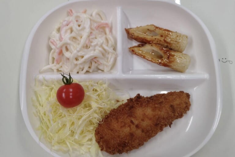 【親和の学生寮】今日の朝ごはん☆ササミフライ