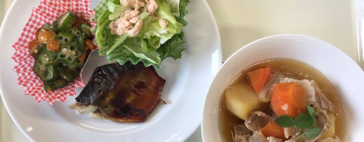【親和の学生寮】今日の晩ごはん☆焼き魚と肉じゃが