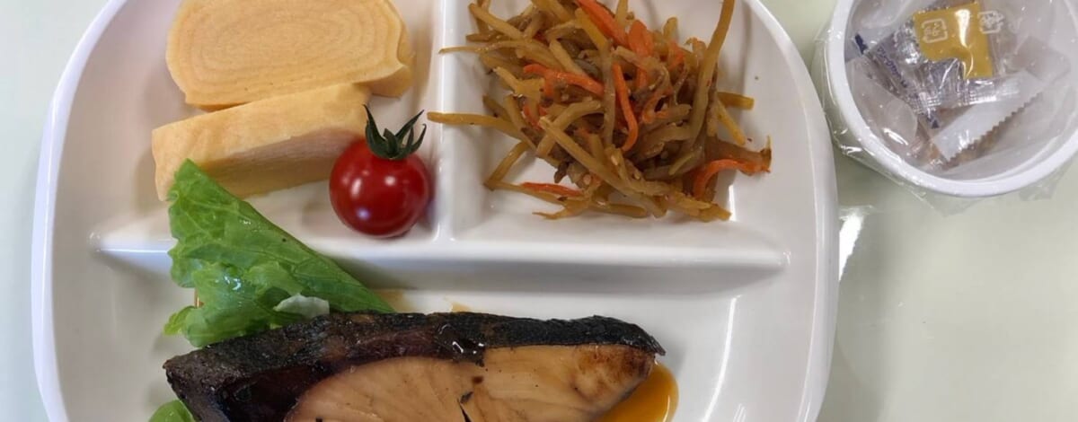 【親和の学生寮】今日の朝ごはん☆焼き魚と玉子焼き