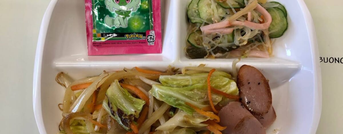 【親和の学生寮】今日の朝ごはん☆野菜炒めと魚肉ソーセージ