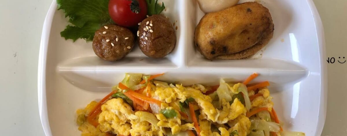 【親和の学生寮】今日の朝ごはん☆キャベツのたまご炒め