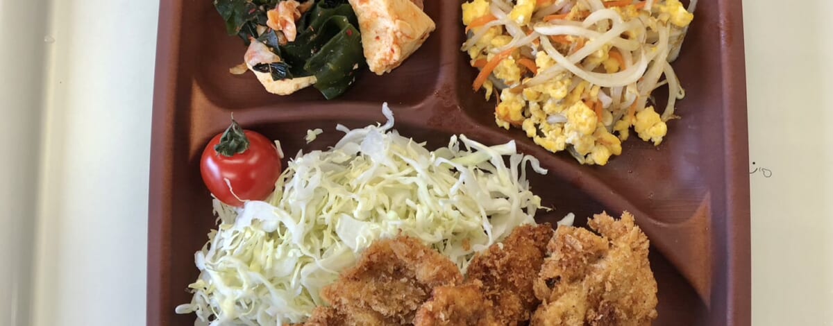 【親和の学生寮】今日の晩ごはん☆ヒレカツ