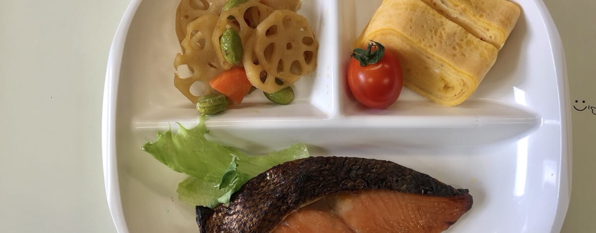 【親和の学生寮】今日の朝ごはん☆焼き魚とれんこんきんぴら
