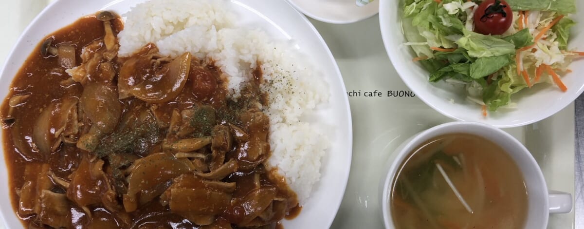 【親和の学生寮】今日の晩ごはん☆ハヤシライス
