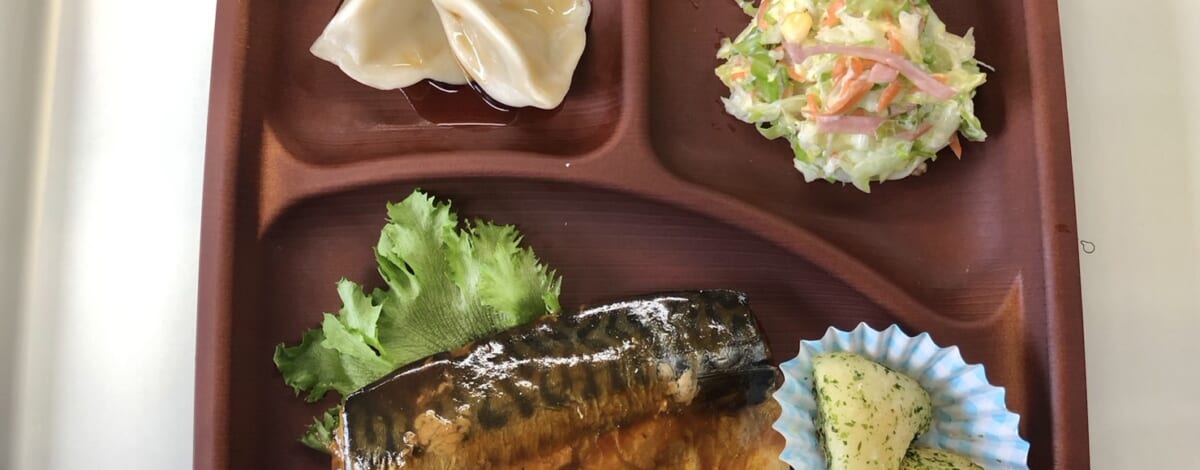 【親和の学生寮】今日の晩ごはん☆さば味噌煮とのり塩ポテト