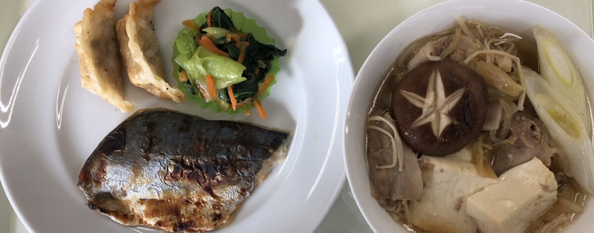 【親和の学生寮】今日の晩ごはん☆焼き魚と肉豆腐