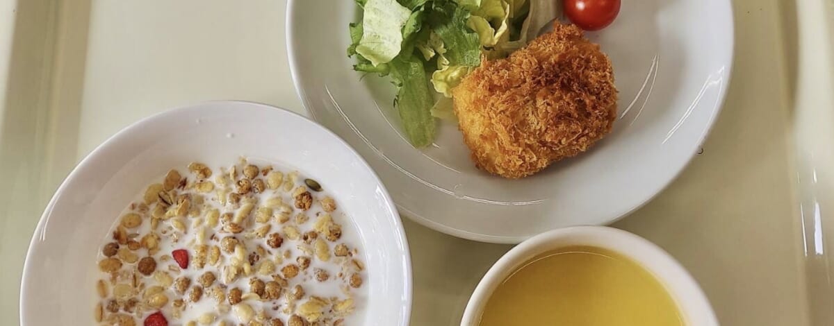 【親和の学生寮】今日の朝ごはん☆フルーツグラノーラ