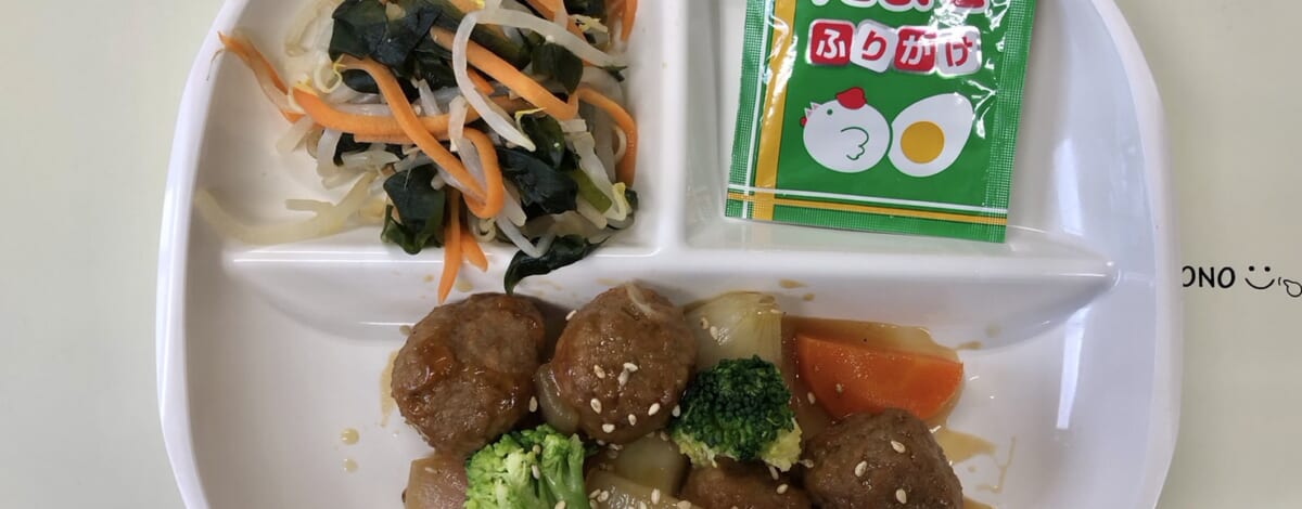 【親和の学生寮】今日の朝ごはん☆ミートボール炒め