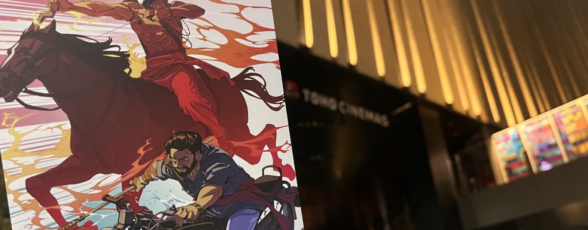 初インド映画は、RRR