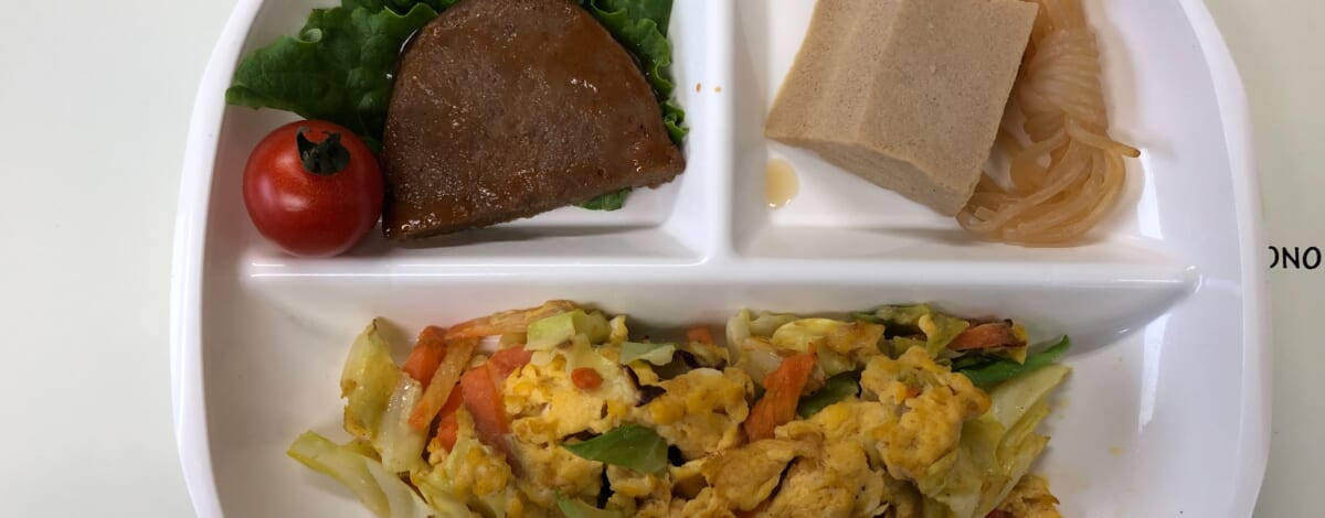 【親和の学生寮】今日の朝ごはん☆キャベツのたまご炒め