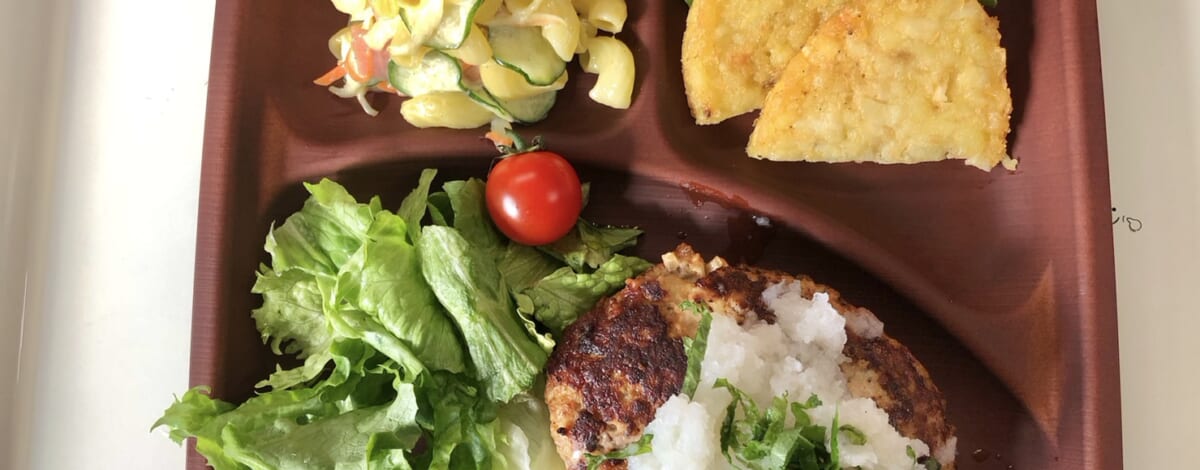 【親和の学生寮】今日の晩ごはん☆おろしそハンバーグ