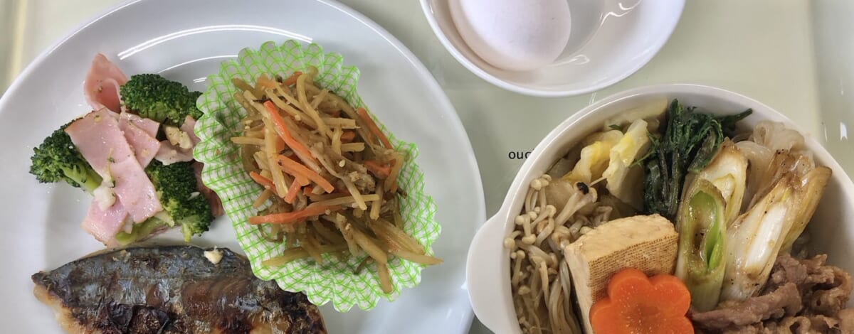 【親和の学生寮】今日の晩ごはん☆すきやき風肉なべ