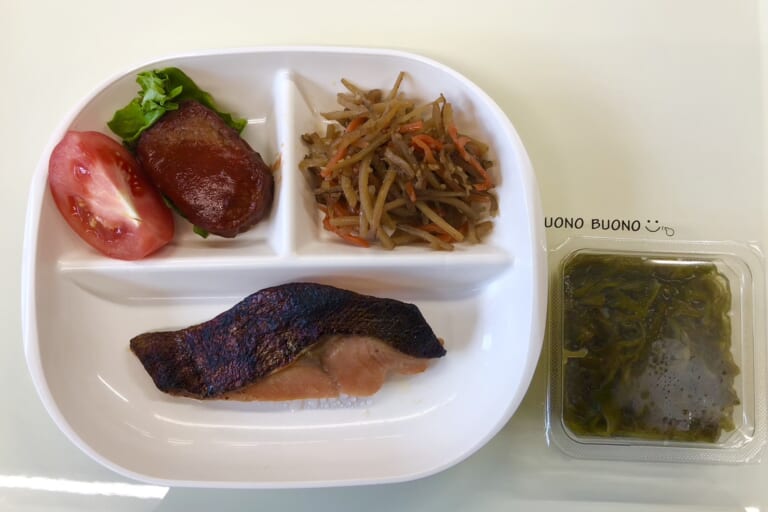 【親和の学生寮】今日の朝ごはん☆焼き魚ときんぴらごぼう