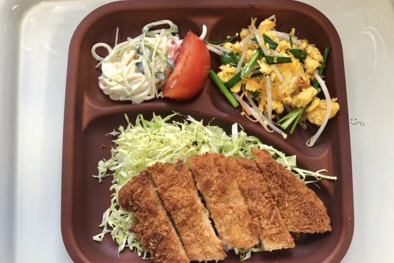 【親和の学生寮】今日の晩ごはん☆チキンカツ