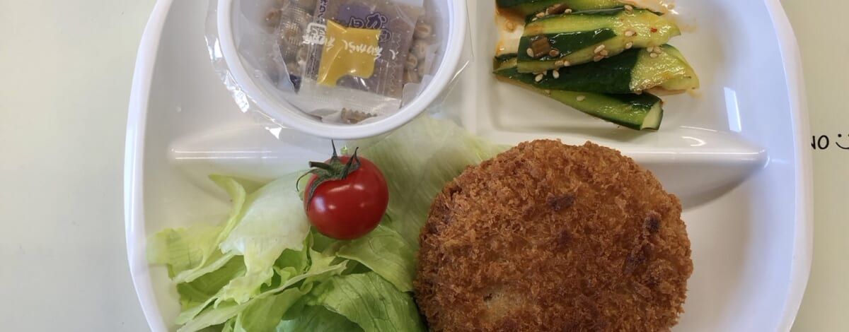 【親和の学生寮】今日の朝ごはん☆ハムカツ