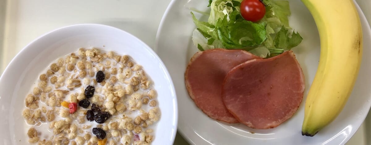 【親和の学生寮】今日の朝ごはん☆フルーツグラノーラ
