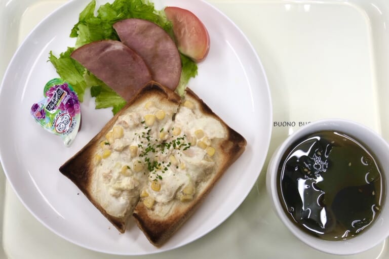 【親和の学生寮】今日の朝ごはん☆ツナマヨコーントースト