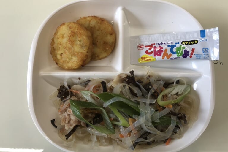 【親和の学生寮】今日の朝ごはん☆春雨炒めとハッシュポテト